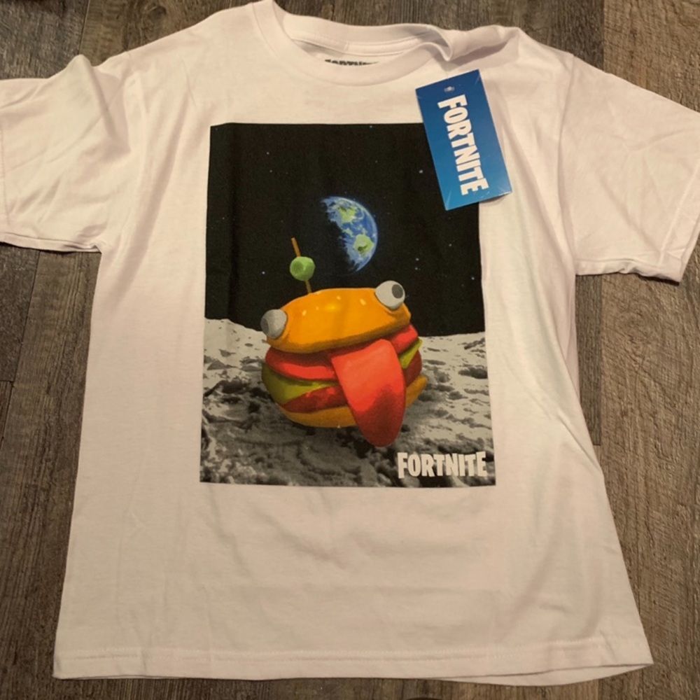 Fortnite shirt